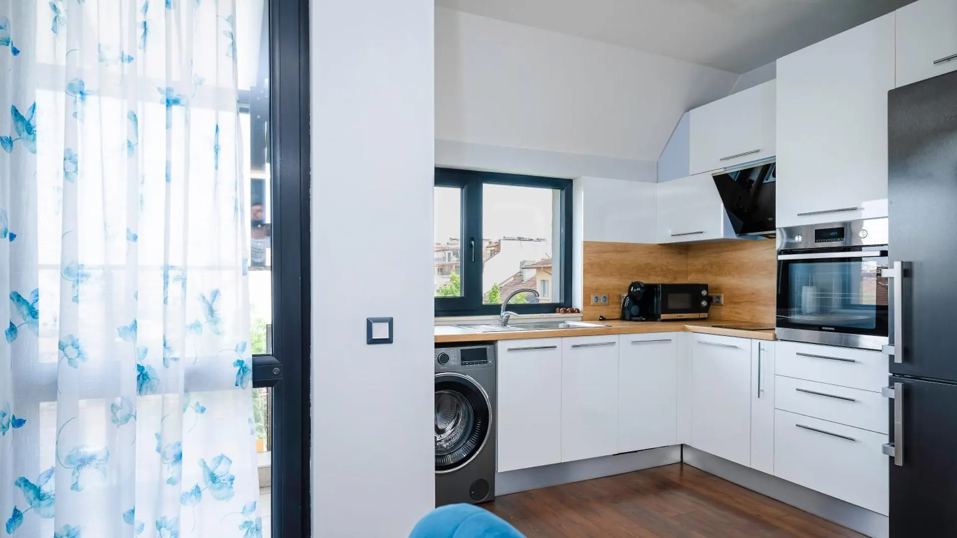 Feel At Home - Central 2Bd Flat With Parking By Flat Mаnager Sofia Bulgaria